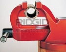 Применение верстачных тисков RIDGID Superior.